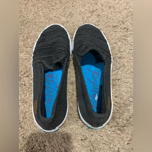 Blowfish Black Knit Slip-On Sneakers - Picture 2 of 6